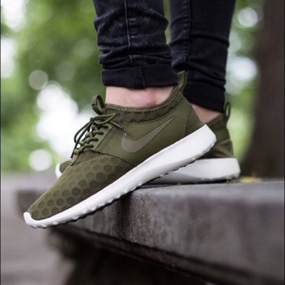 Nike Shoes - Nike Juvenate Shoes